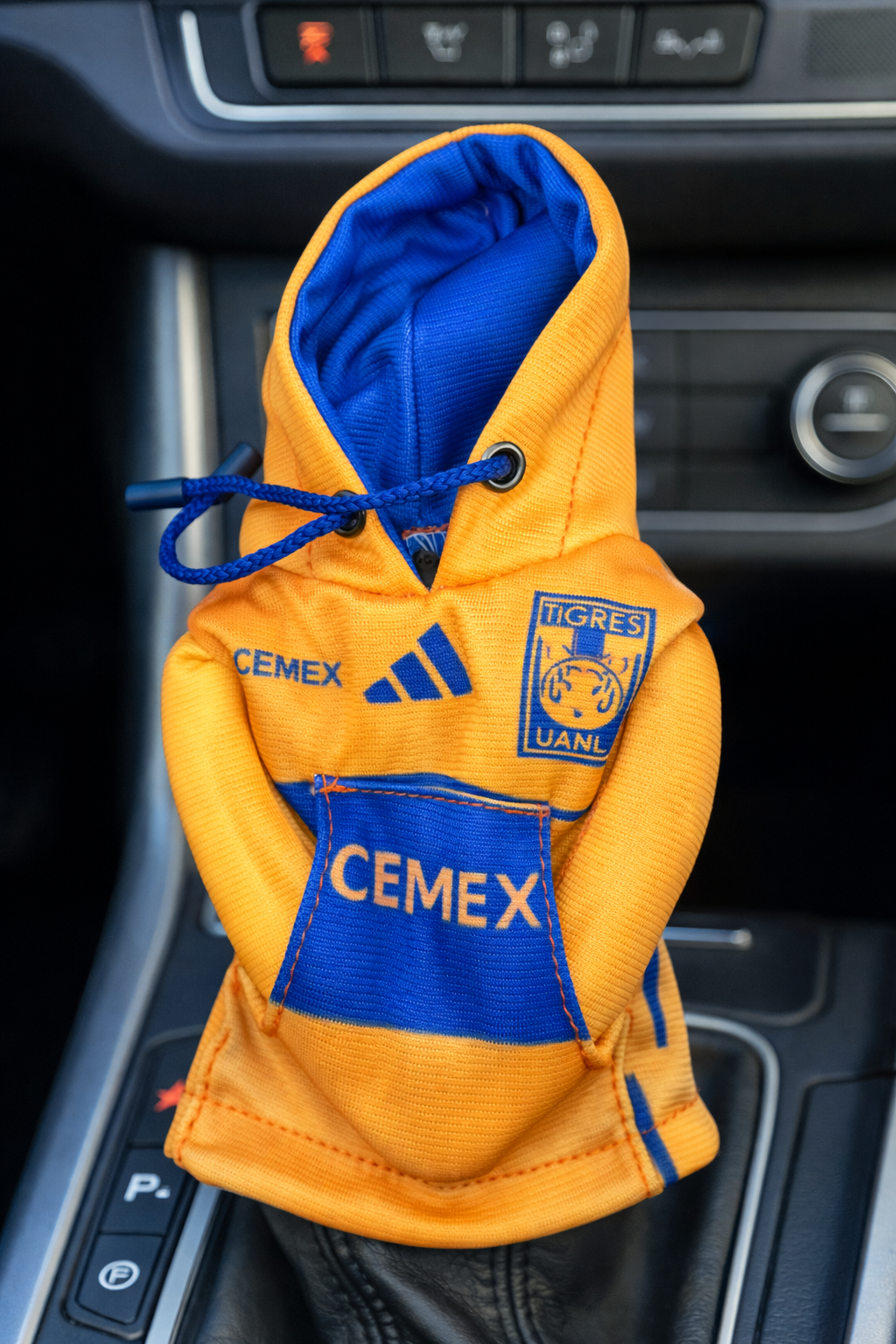 Mini Hoodie de Tigres UANL para Palanca de Cambios y Botellas